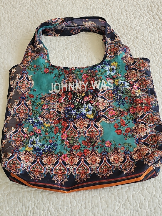 Johnny Was Handbags - 🌷HP🌷JOHNNY WAS California Large Floral Nylon Tote Bag